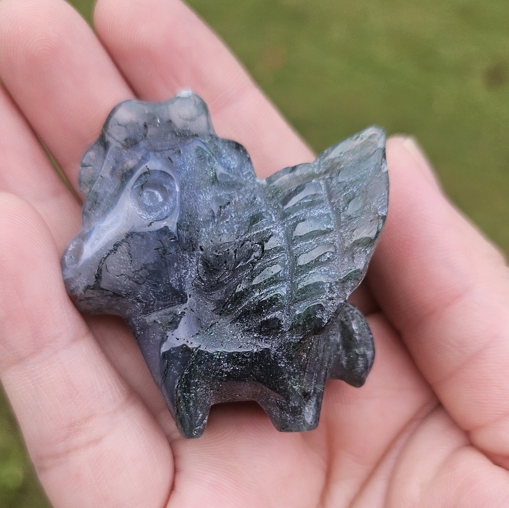 2 unicorn carving - Picture 4 of 4